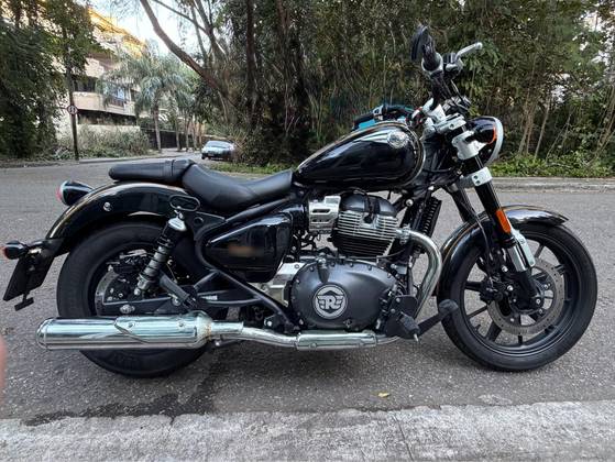 ROYAL ENFIELD METEOR 650 INTERSTELLAR ROYAL ENFIELD METEOR 650 INTERSTELLAR
